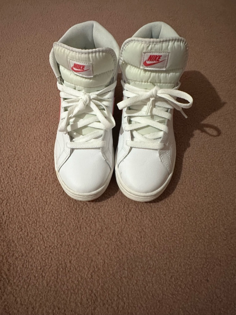 Nike Women's White Sneakers with Pink Logo
